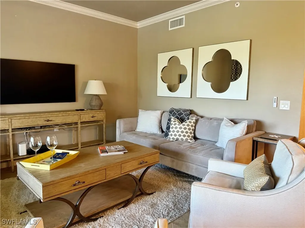9735 Acqua Court Naples FL 34113