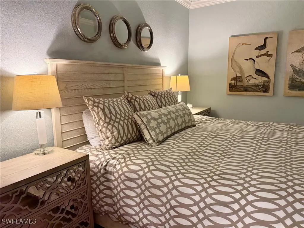 9735 Acqua Court Naples FL 34113