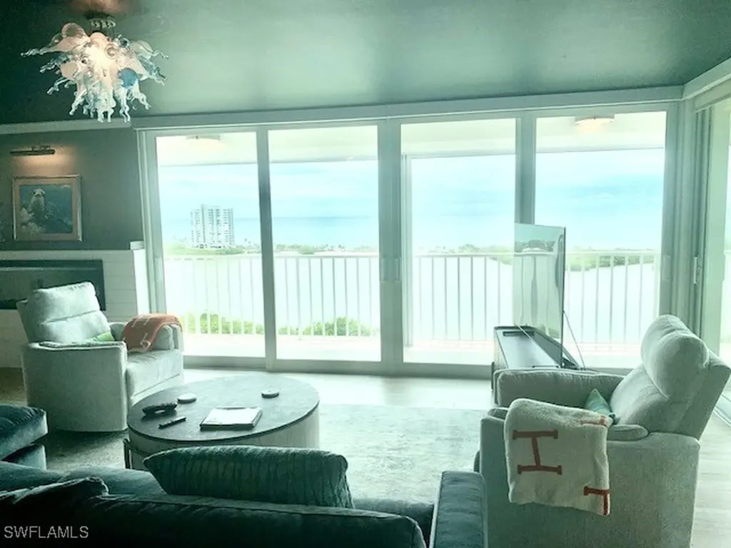 5550 Heron Point Drive Naples FL 34108