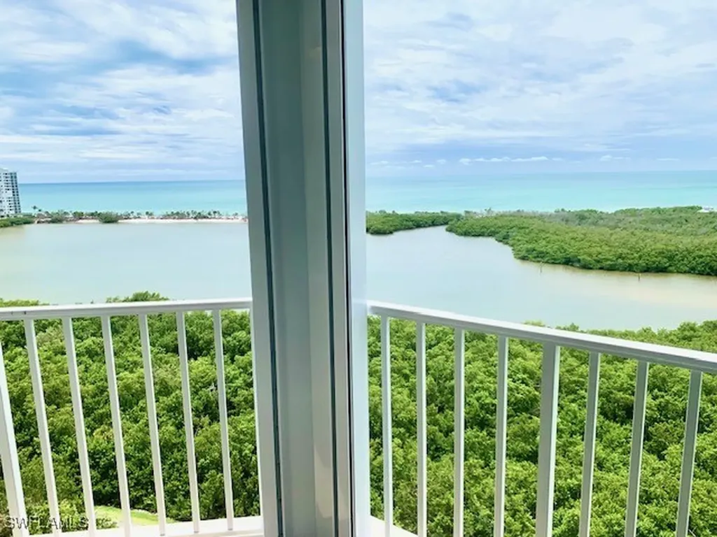 5550 Heron Point Drive Naples FL 34108