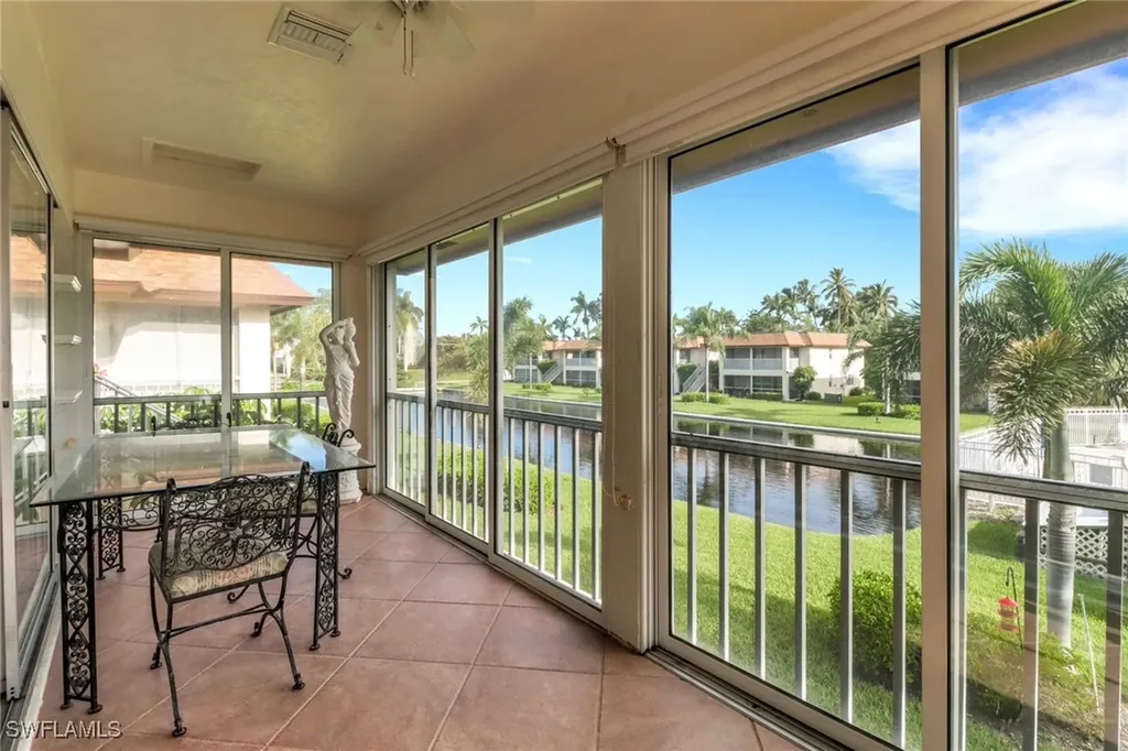 1155 Sandpiper Street Naples FL 34102