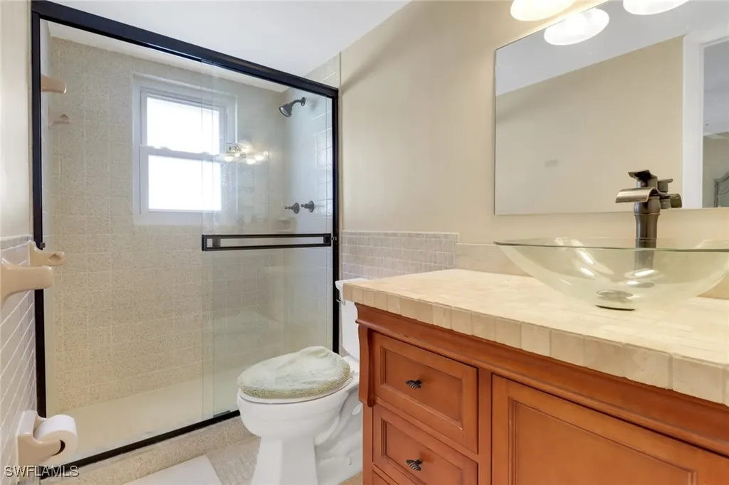 1155 Sandpiper Street Naples FL 34102