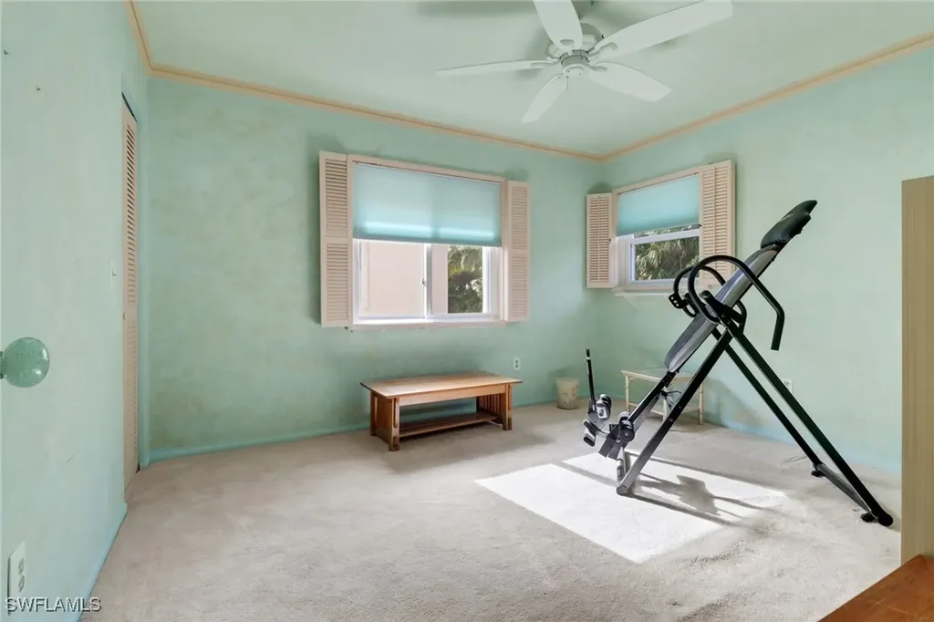 1155 Sandpiper Street Naples FL 34102