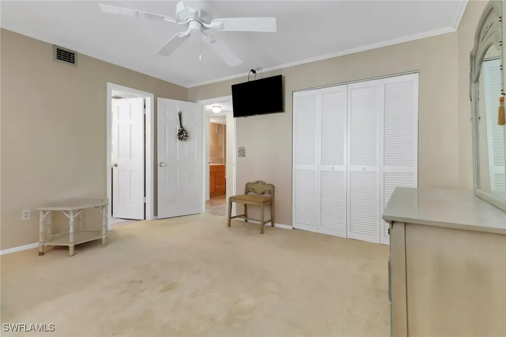 1155 Sandpiper Street Naples FL 34102
