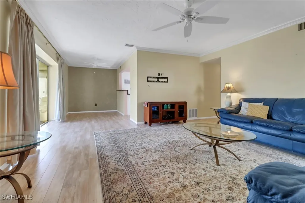 1155 Sandpiper Street Naples FL 34102