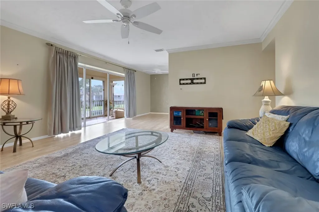 1155 Sandpiper Street Naples FL 34102