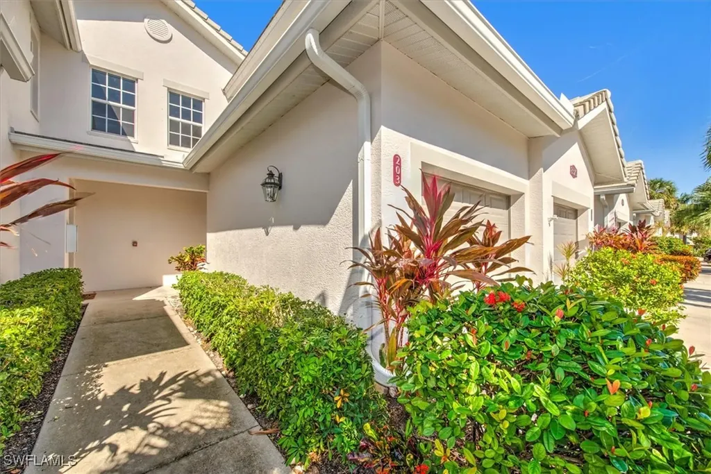 8375 Whisper Trace Lane Naples FL 34114