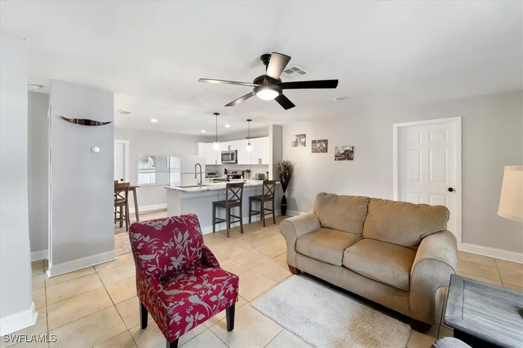 51-55 Lake Street North Fort Myers FL 33903