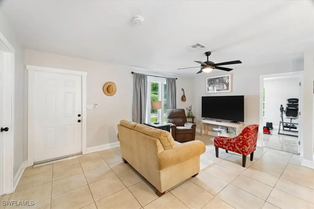 51-55 Lake Street North Fort Myers FL 33903