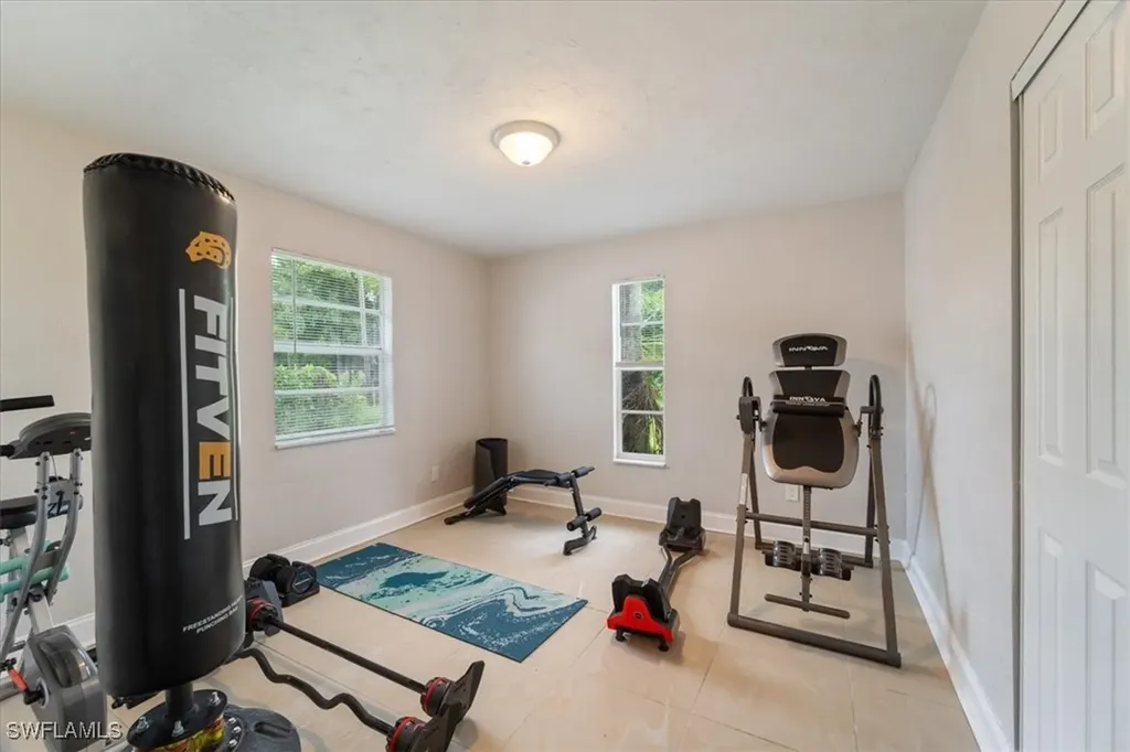 51-55 Lake Street North Fort Myers FL 33903