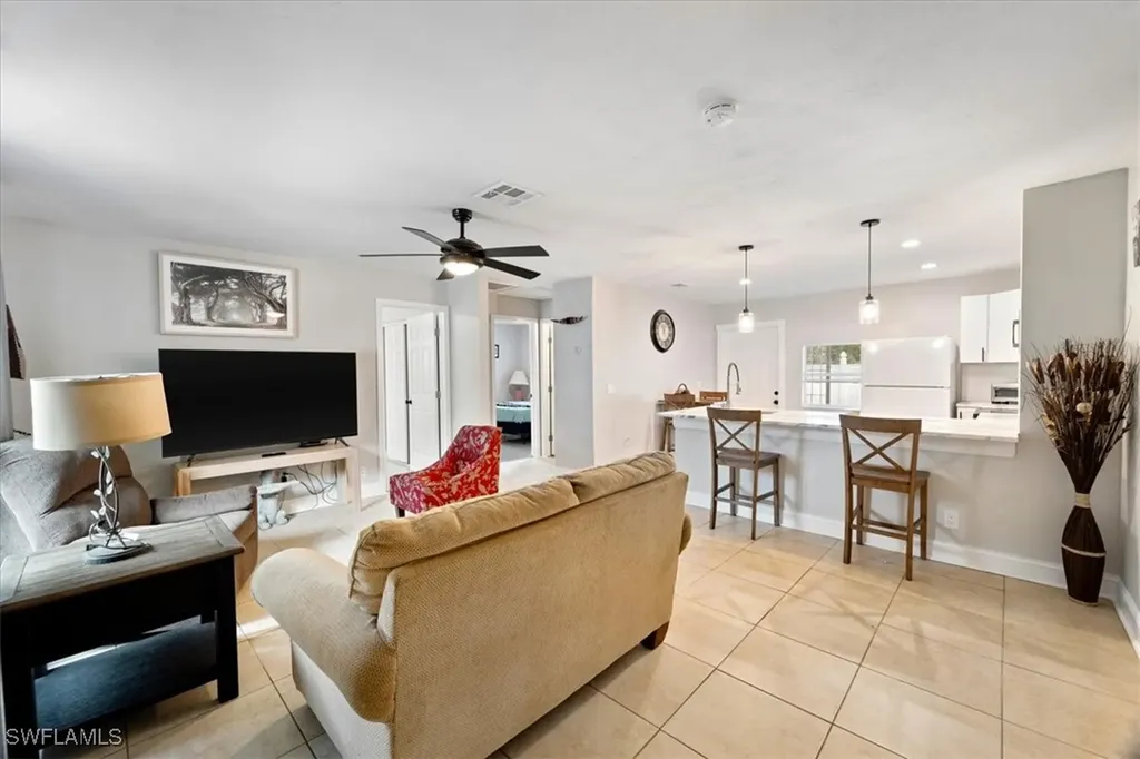 51-55 Lake Street North Fort Myers FL 33903