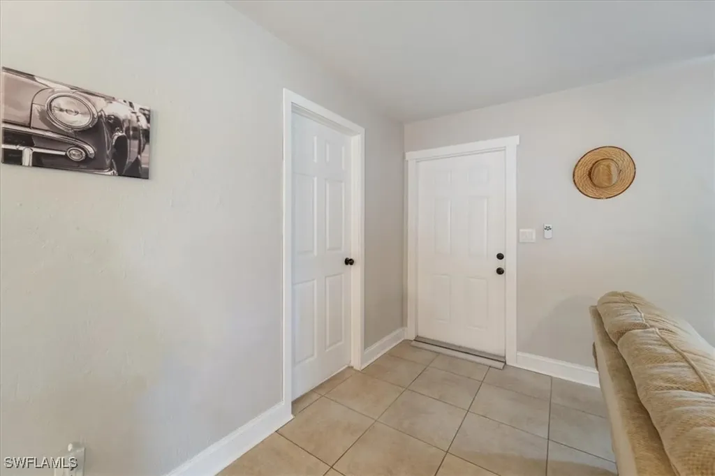 51-55 Lake Street North Fort Myers FL 33903