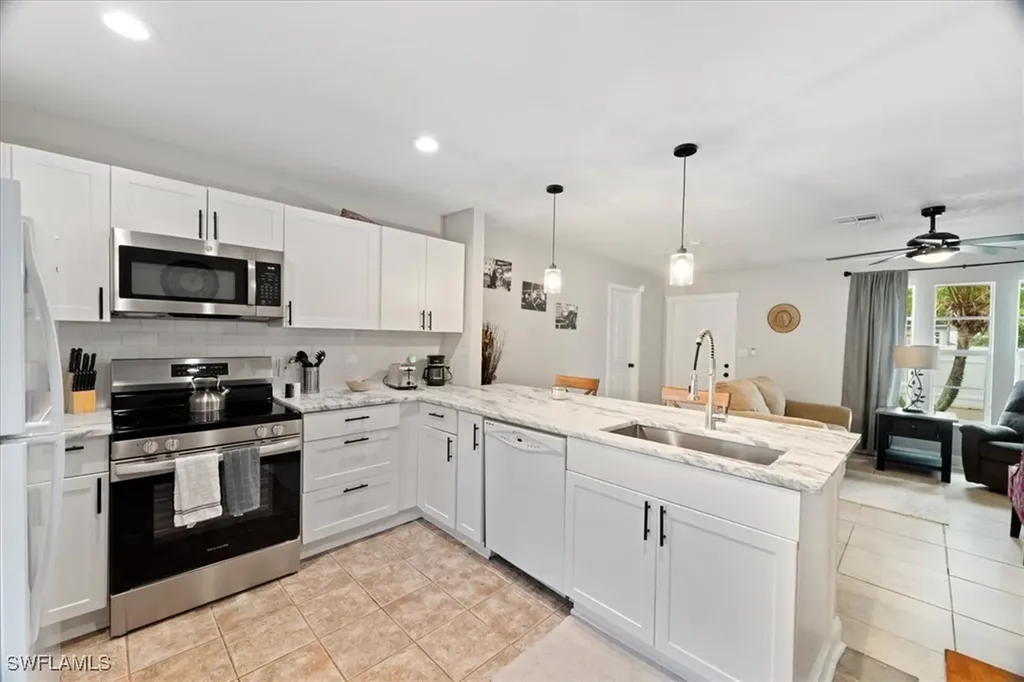 51-55 Lake Street North Fort Myers FL 33903