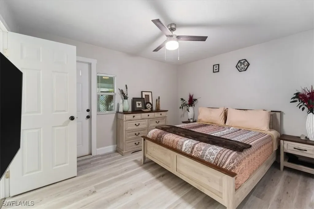 51-55 Lake Street North Fort Myers FL 33903