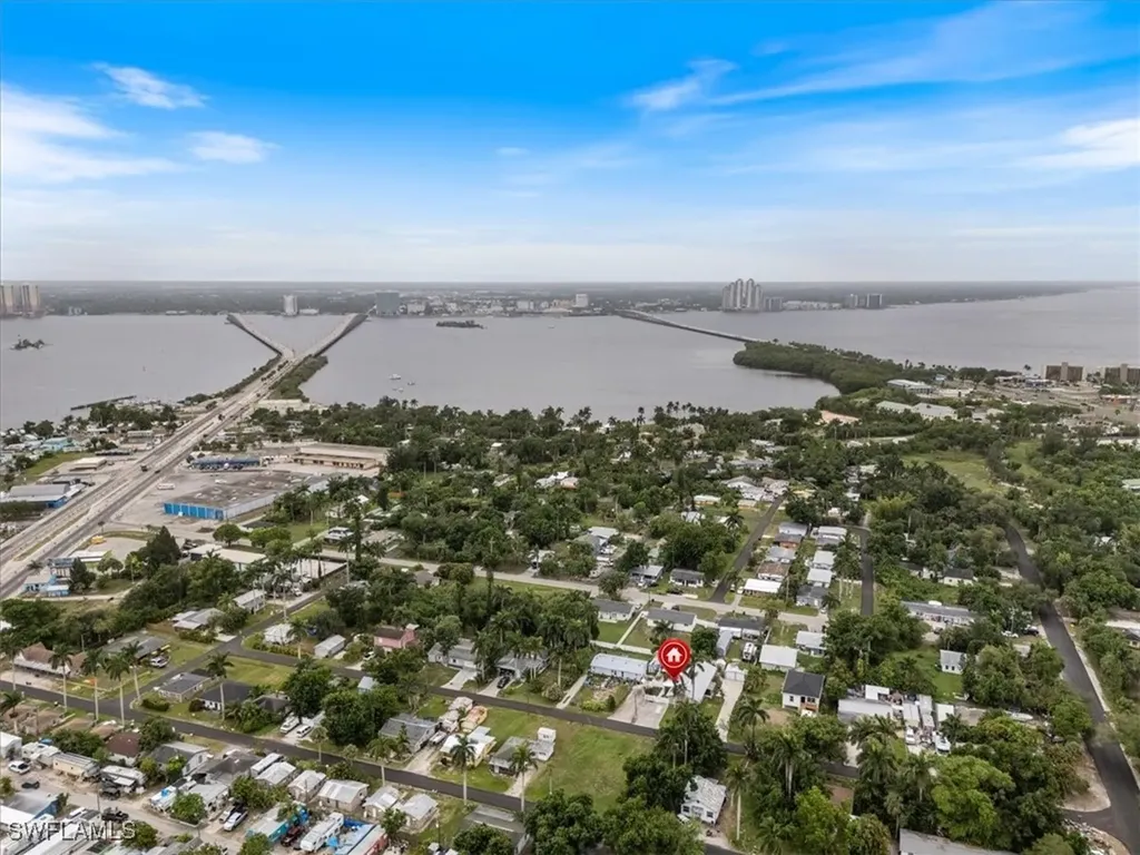 51-55 Lake Street North Fort Myers FL 33903