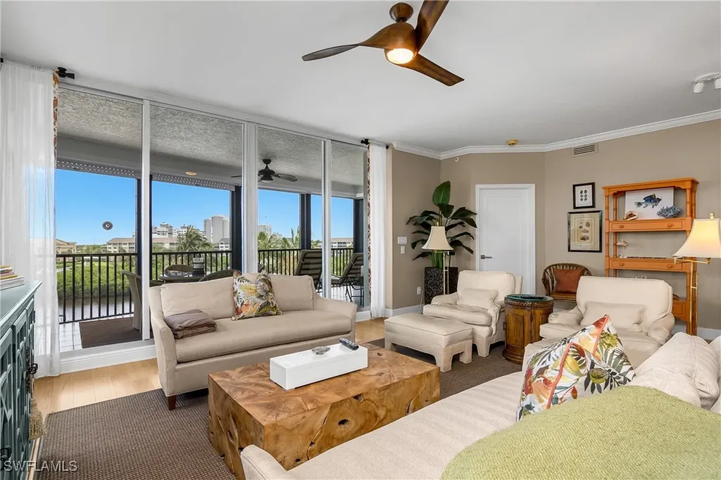 430 Cove Tower Drive Naples FL 34110