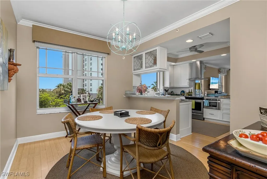 430 Cove Tower Drive Naples FL 34110