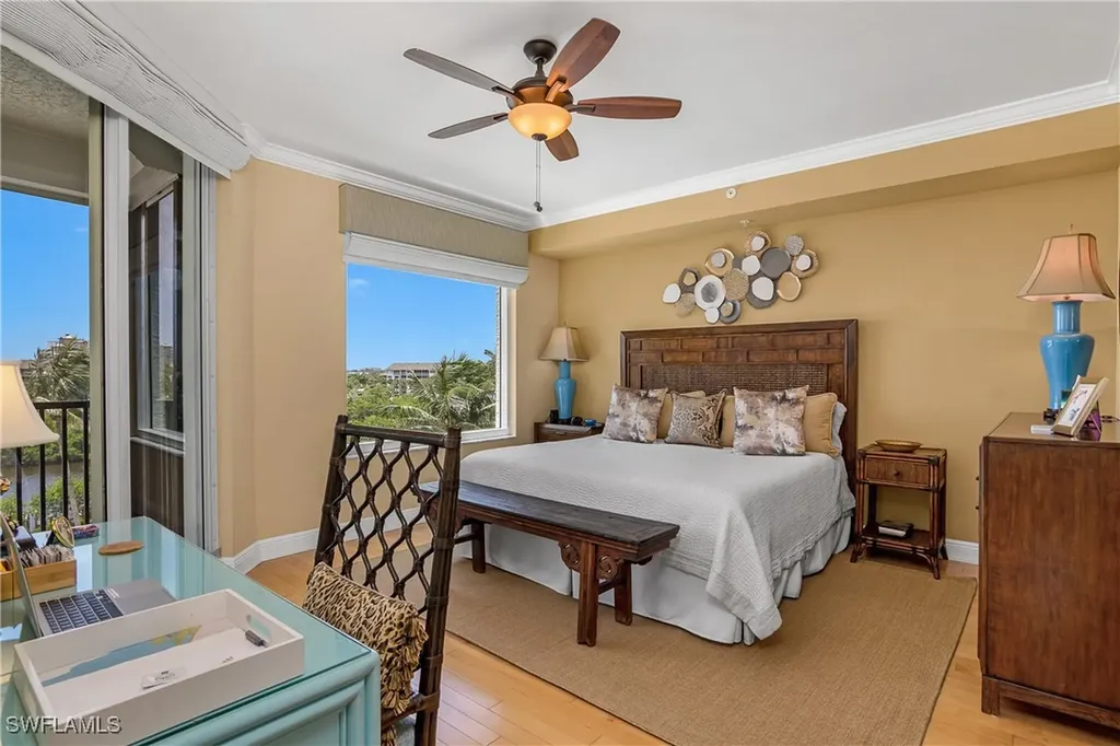 430 Cove Tower Drive Naples FL 34110