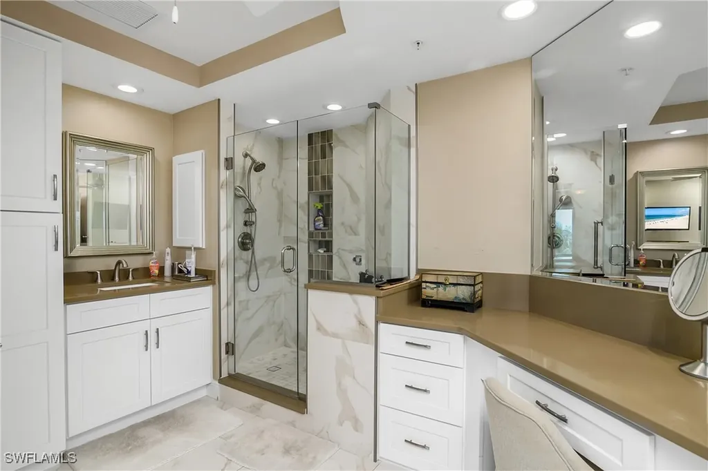 430 Cove Tower Drive Naples FL 34110