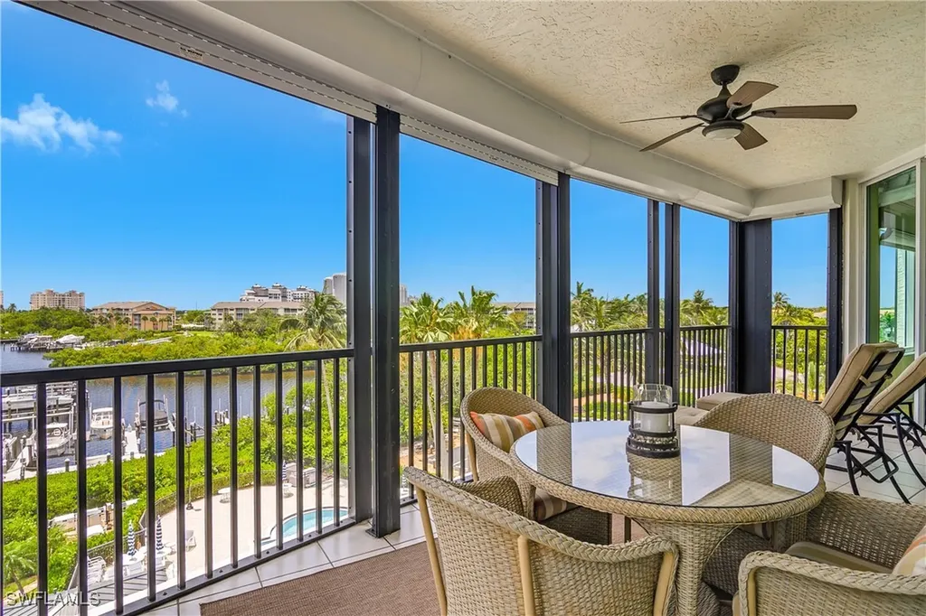 430 Cove Tower Drive Naples FL 34110