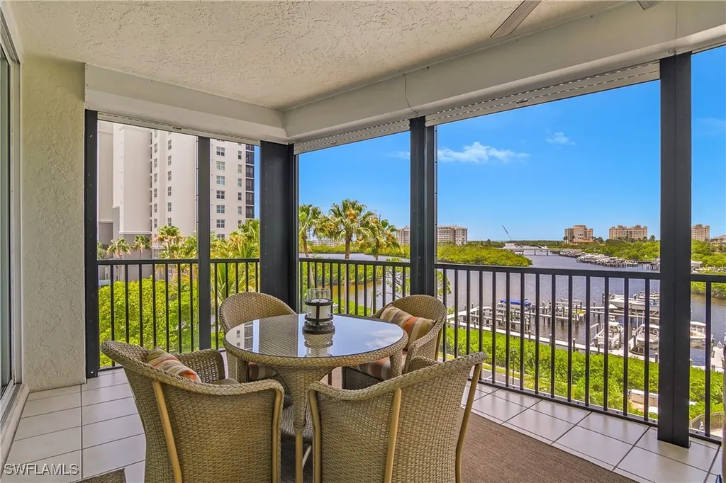 430 Cove Tower Drive Naples FL 34110