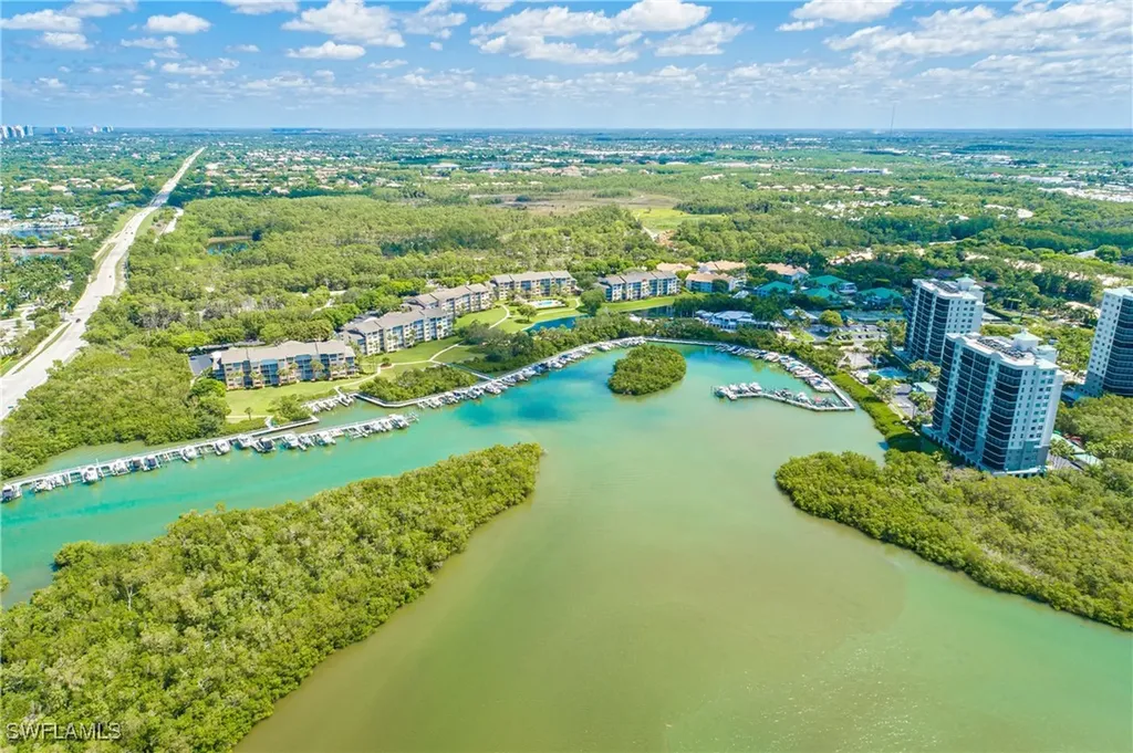 430 Cove Tower Drive Naples FL 34110