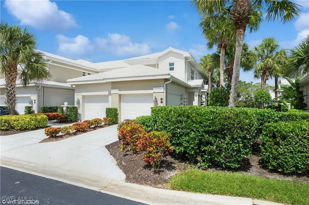 4610 Hawks Nest Drive Naples FL 34114
