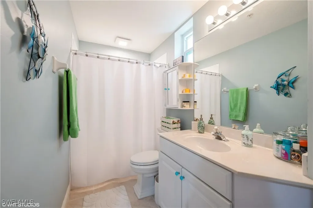 4610 Hawks Nest Drive Naples FL 34114