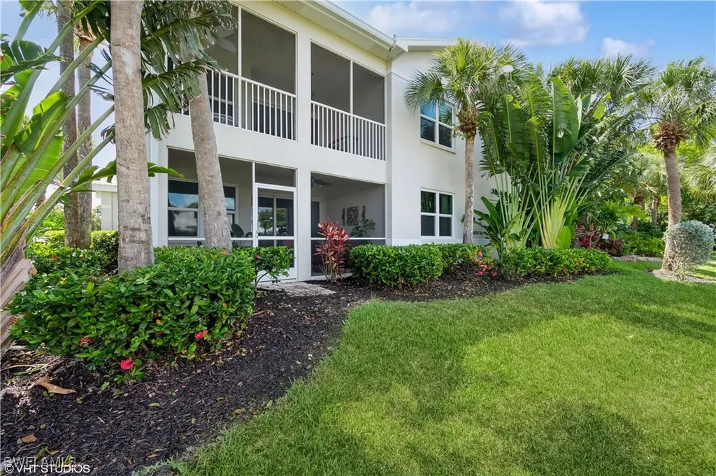 4610 Hawks Nest Drive Naples FL 34114