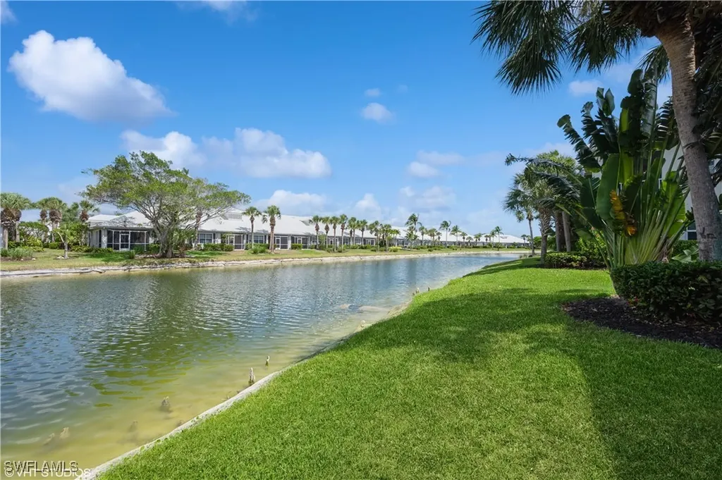 4610 Hawks Nest Drive Naples FL 34114