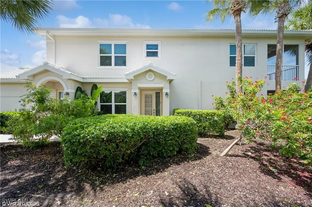 4610 Hawks Nest Drive Naples FL 34114