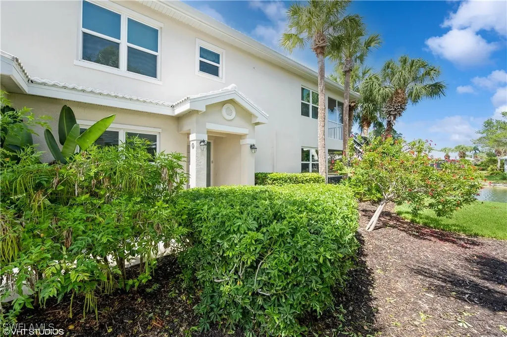 4610 Hawks Nest Drive Naples FL 34114