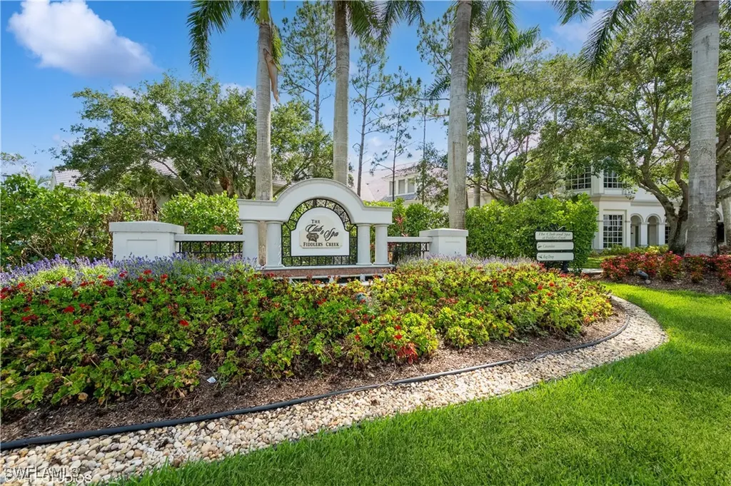 4610 Hawks Nest Drive Naples FL 34114