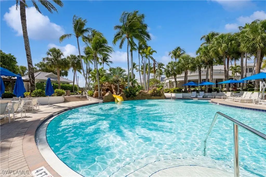 4610 Hawks Nest Drive Naples FL 34114