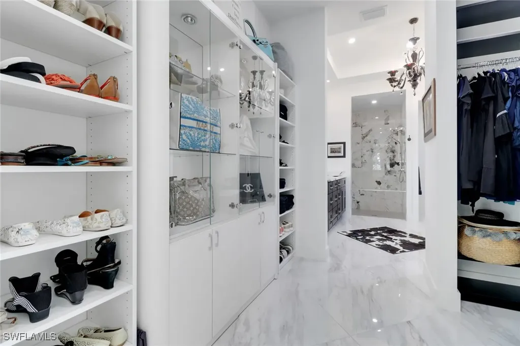 1262 10th Street N Naples FL 34102