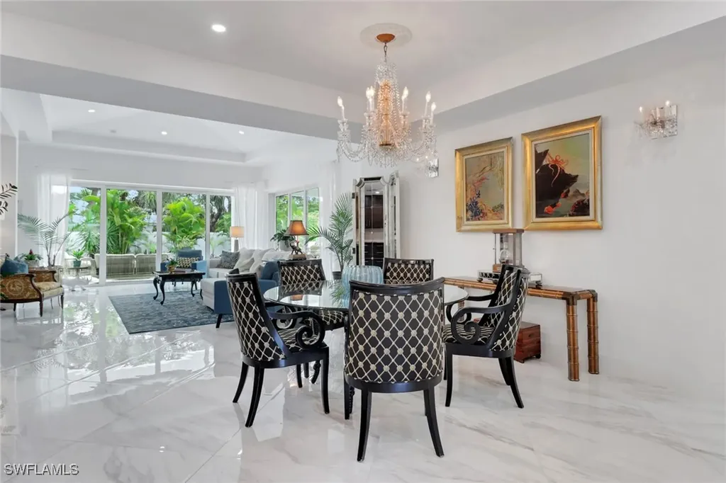 1262 10th Street N Naples FL 34102