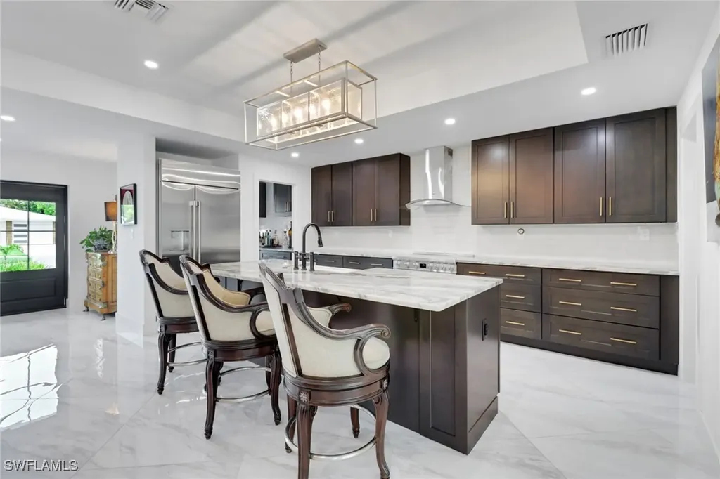 1262 10th Street N Naples FL 34102