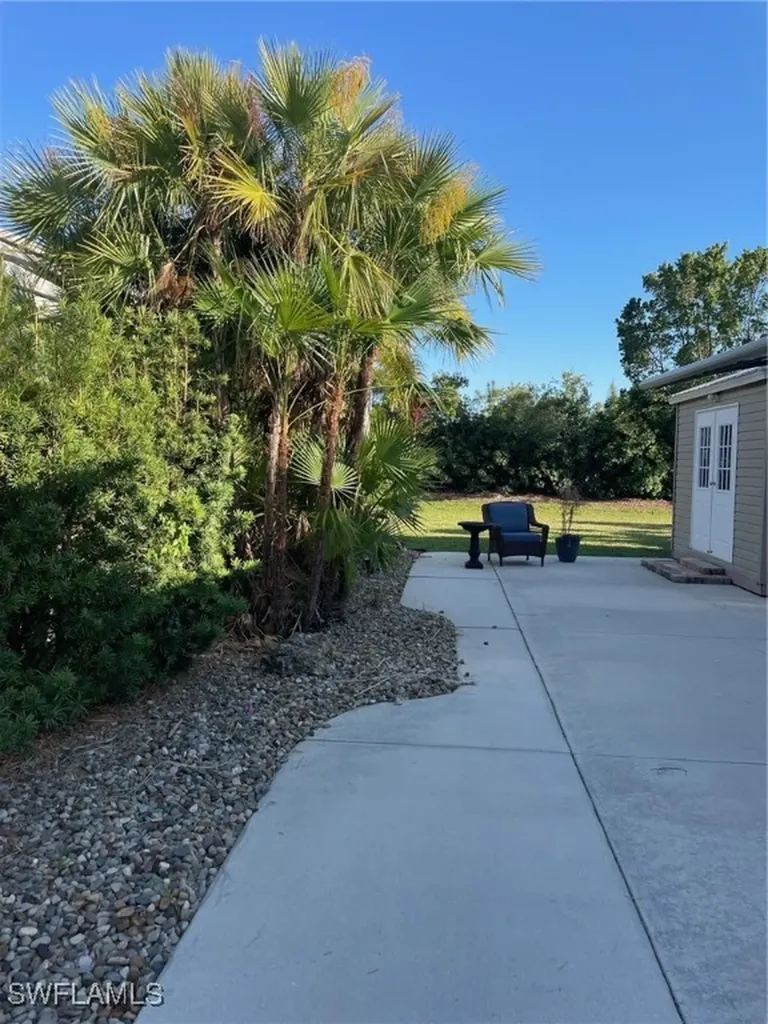 5252 Cypress Trail Resort Circle Fort Myers FL 33905