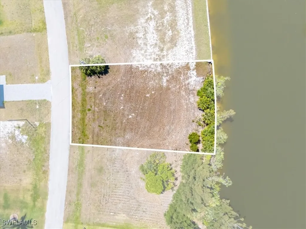 2306 NW 37th Place Cape Coral FL 33993