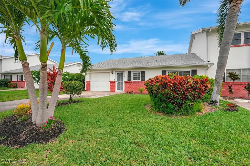 8760 Lueck Lane Fort Myers FL 33919