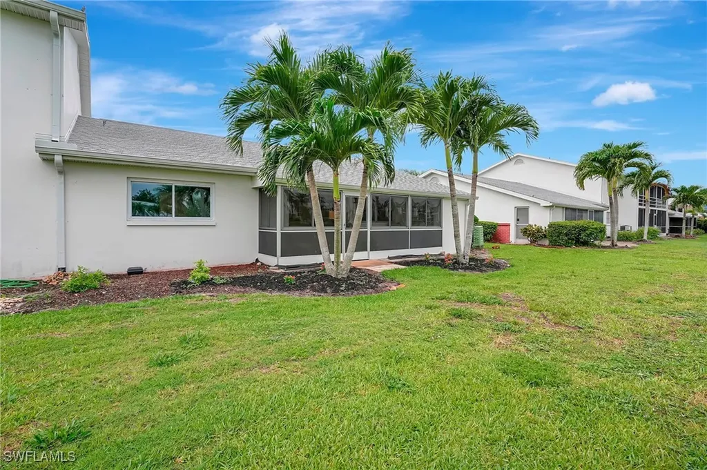 8760 Lueck Lane Fort Myers FL 33919