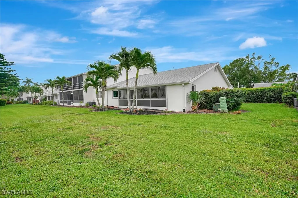 8760 Lueck Lane Fort Myers FL 33919