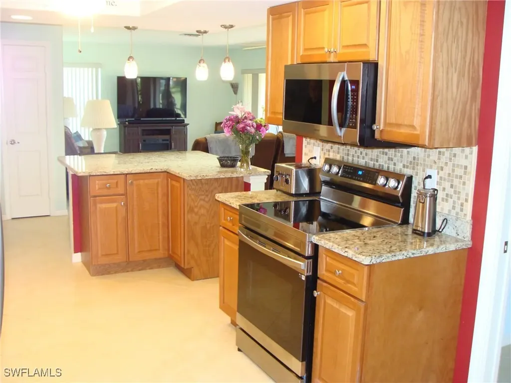 4802 Lakewood Boulevard Naples FL 34112
