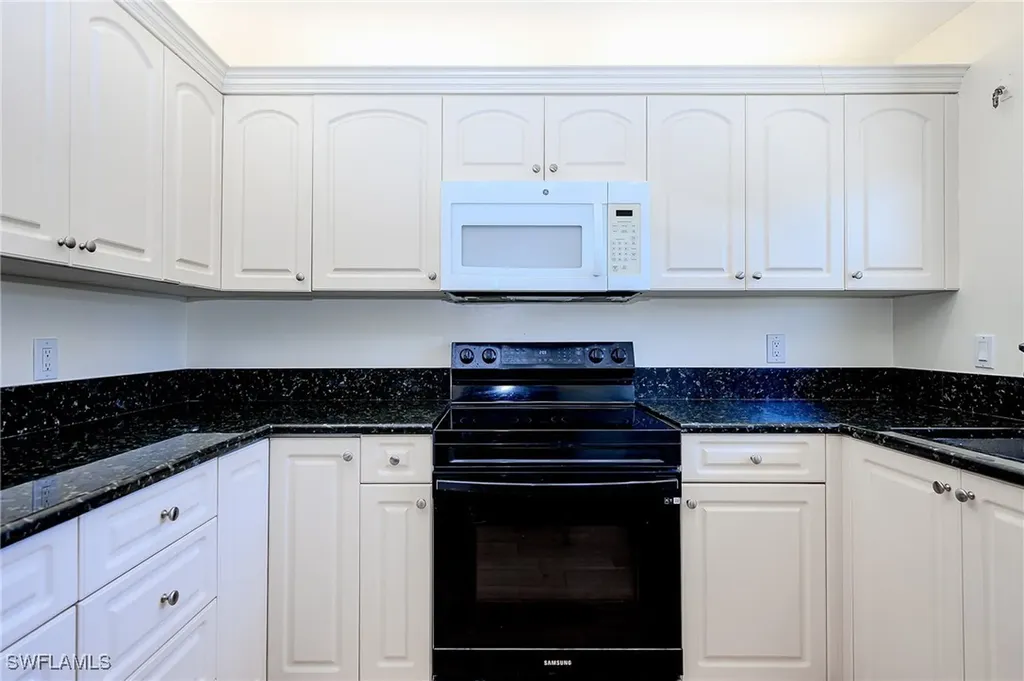 1100 8th Avenue S Naples FL 34102