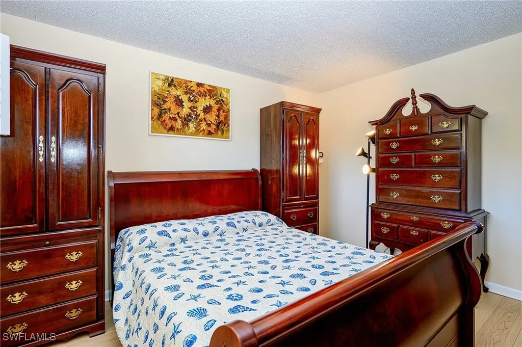 1100 8th Avenue S Naples FL 34102