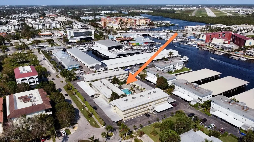 1100 8th Avenue S Naples FL 34102