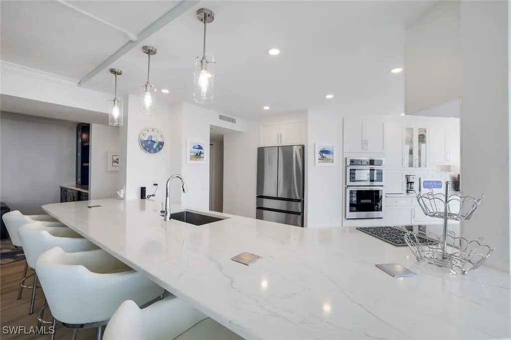 4041 Gulf Shore Boulevard N Naples FL 34103