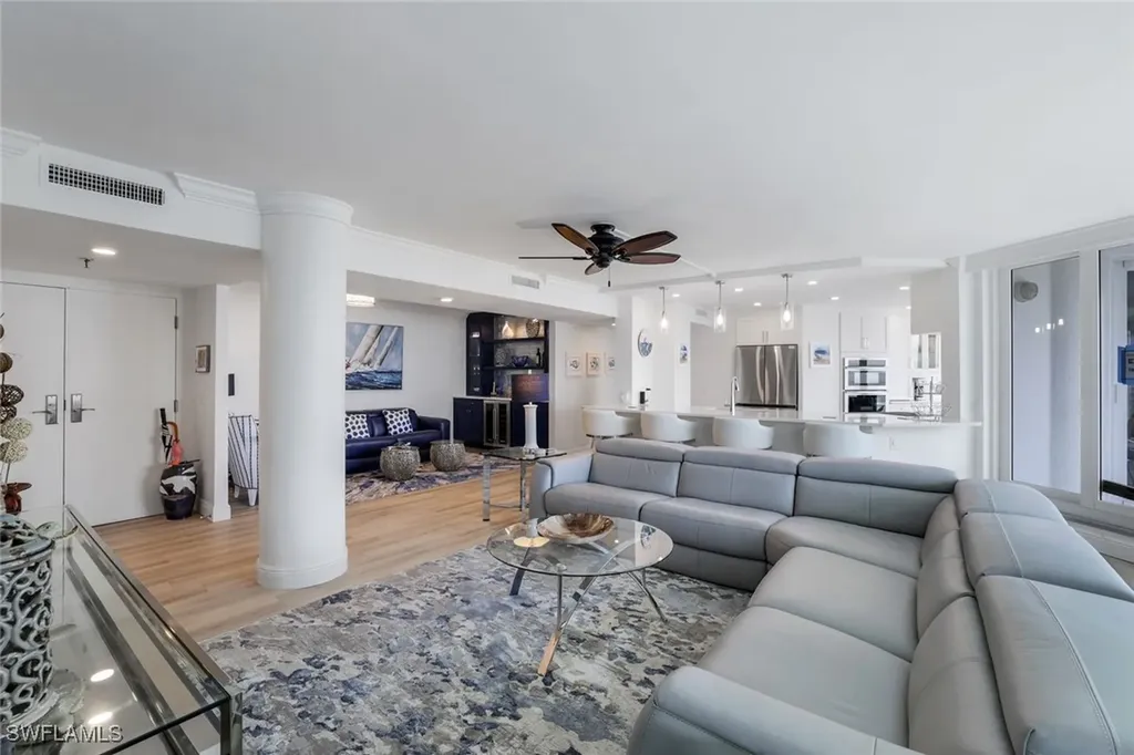 4041 Gulf Shore Boulevard N Naples FL 34103
