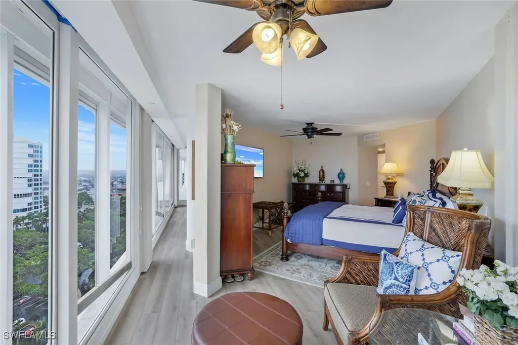 4041 Gulf Shore Boulevard N Naples FL 34103