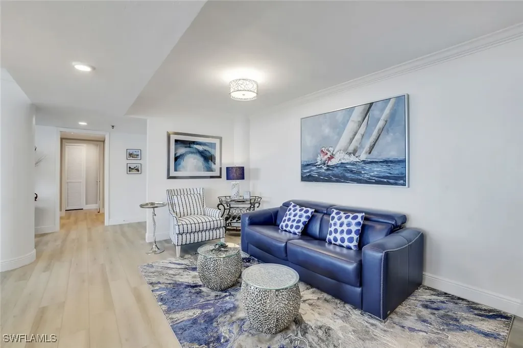 4041 Gulf Shore Boulevard N Naples FL 34103